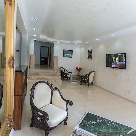 באטומי Hotel Cattaleya מראה חיצוני תמונה