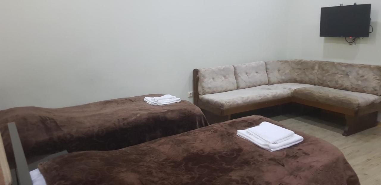 באטומי Hotel Cattaleya מראה חיצוני תמונה